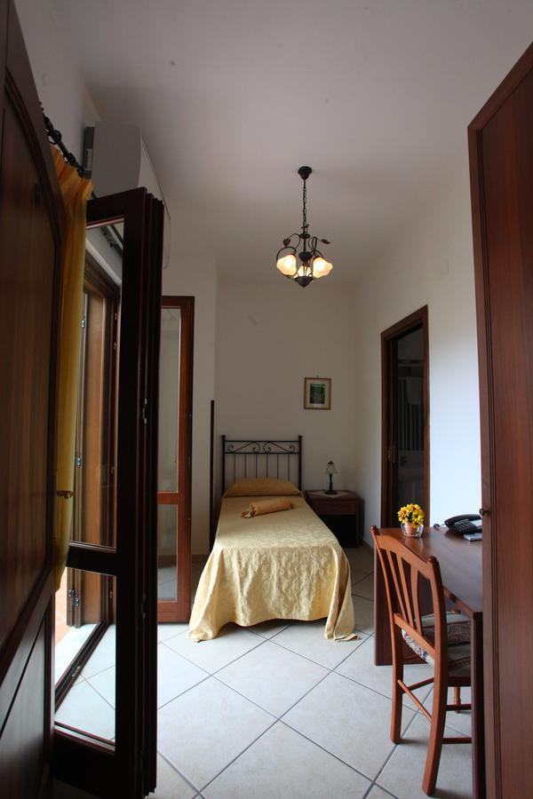 Hotel Savoia Sapri Luaran gambar